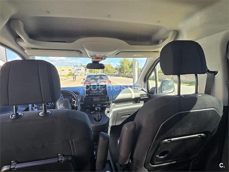 Usado Citroën Berlingo Feel 130 CV (95 kW) 2019 Blanco Monovolumen