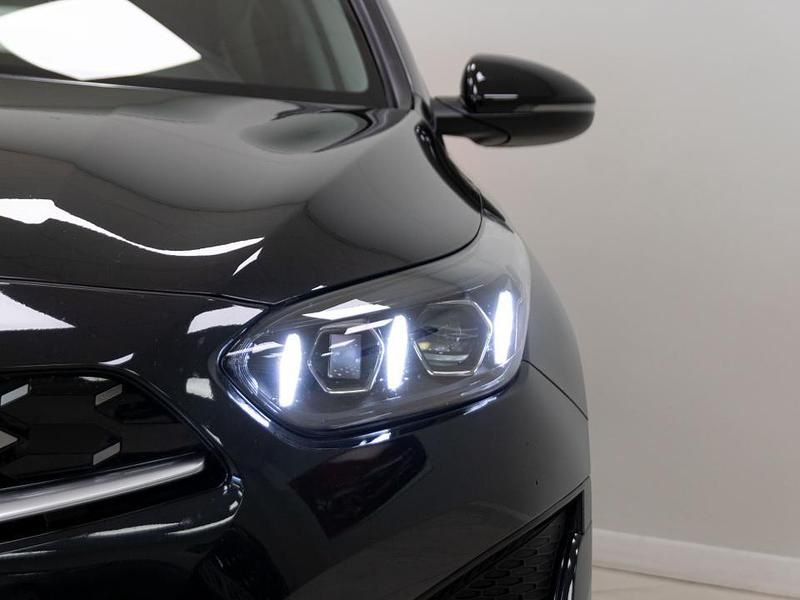 Usado Kia Ceed 141 CV (103 kW) 2025 Negro Utilitario