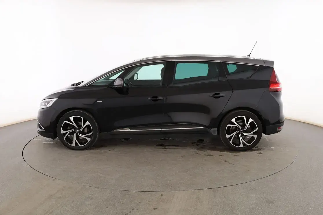 Usado Renault Grand Scénic IV Edition One 160 CV (117 kW) 2016 Negro Monovolumen