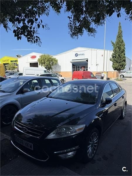 Usado Ford Mondeo Titanium S 163 CV (119 kW) 2012 Negro Berlina
