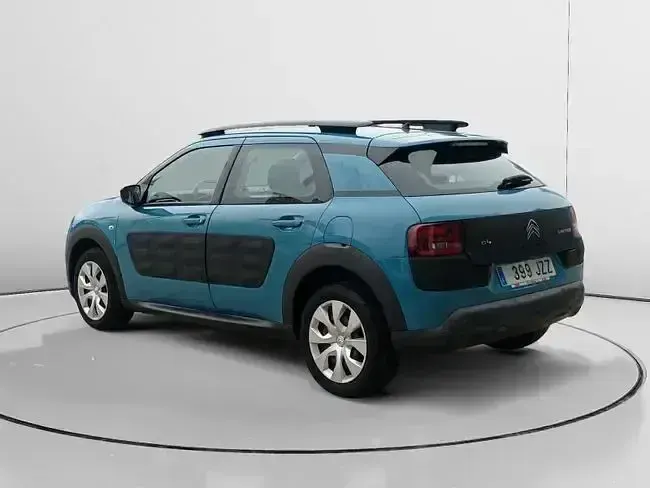 Usado Citroën C4 Cactus Feel 82 CV (60 kW) 2017 Azul Utilitario