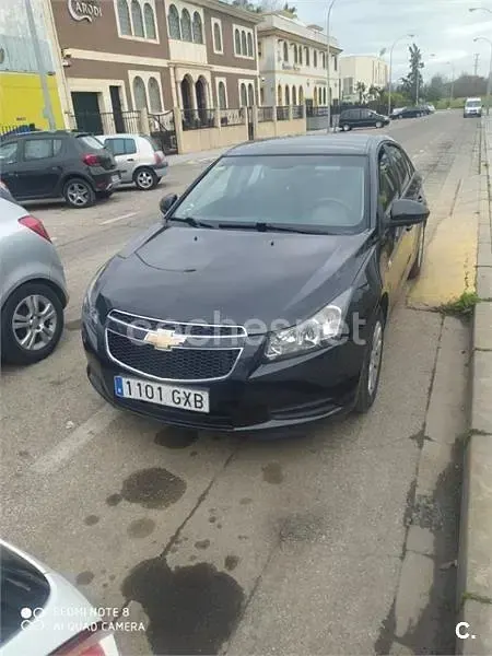 Usado Chevrolet Cruze LS 113 CV (83 kW) 2010 Azul Berlina