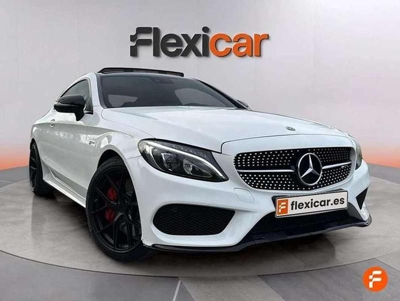 Usado Mercedes C43 AMG AMG 367 CV (269 kW) 2018 Blanco Coupe