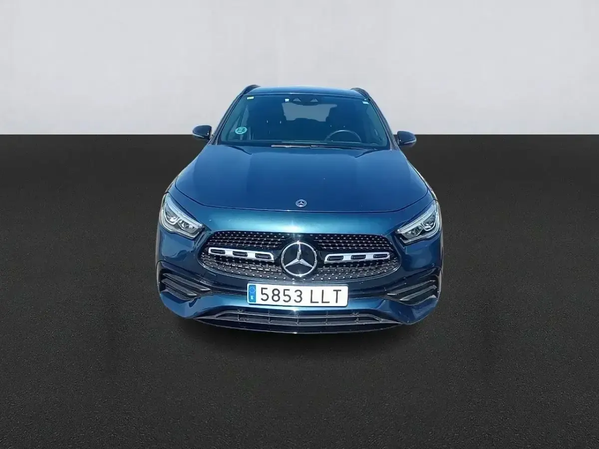 Usado Mercedes GLA200 150 CV (110 kW) 2020 Azul SUV