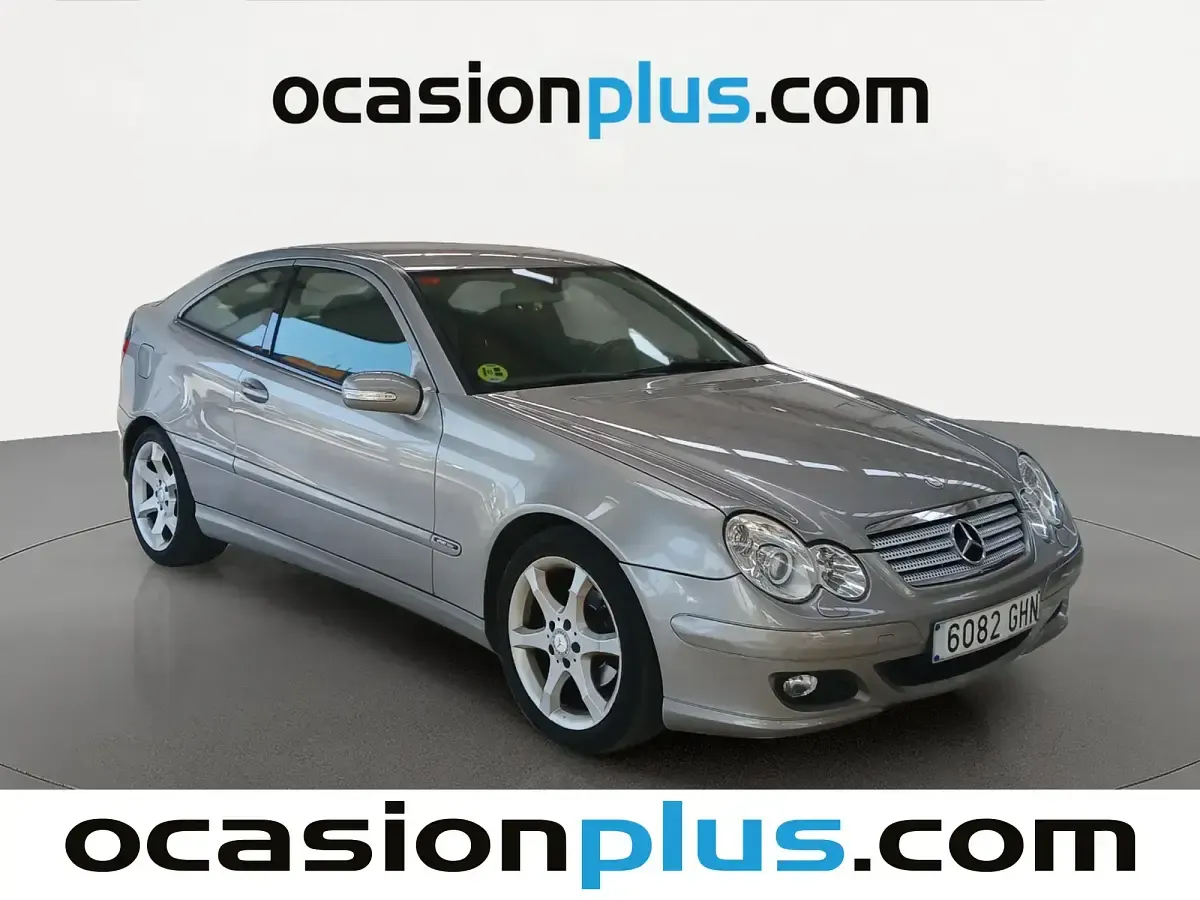 Usado Mercedes 200 Sport Edition 122 CV (89 kW) 2008 Gris Coupe