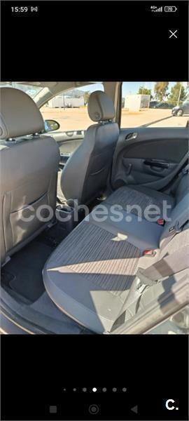 Usado Opel Corsa Color Edition 100 CV (73 kW) 2014 Gris / plata Berlina