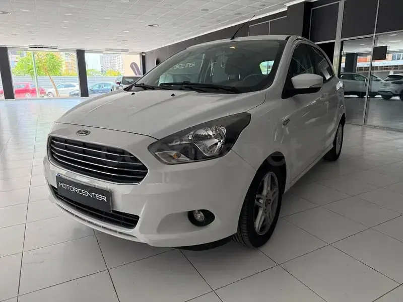 Usado Ford Ka Plus Active 86 CV (63 kW) 2018 Blanco Utilitario