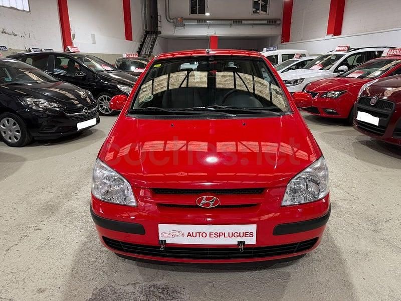Usado Hyundai Getz 85 CV (62 kW) 2005 Rojo Utilitario