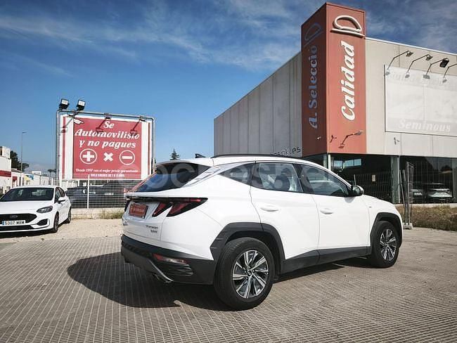 Usado Hyundai Tucson 136 CV (100 kW) 2024 Blanco SUV