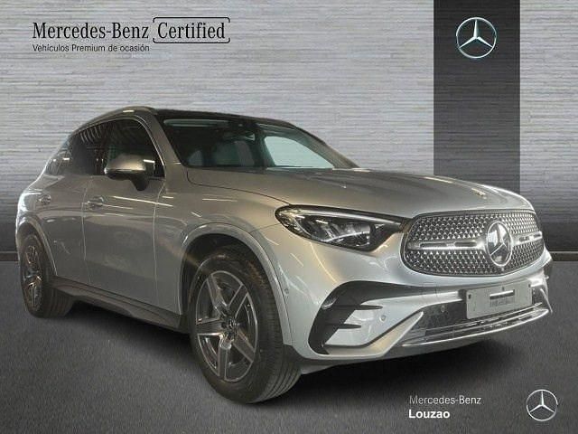 Usado Mercedes GLC200 AMG line 204 CV (150 kW) 2024 Plata hightech SUV