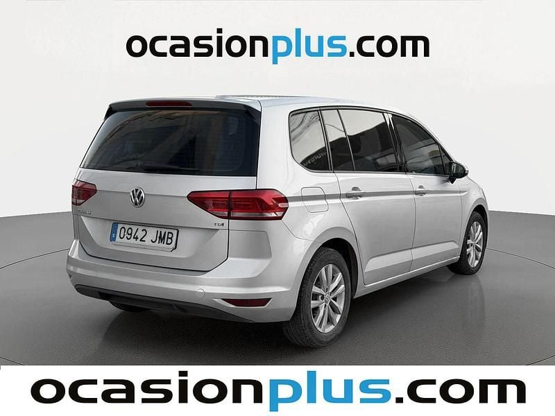 Usado VW Touran Edition 110 CV (80 kW) 2016 Gris plata Monovolumen