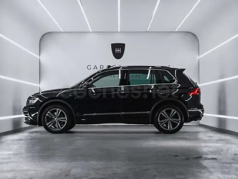 Usado VW Tiguan Sportline 190 CV (139 kW) 2019 Negro SUV