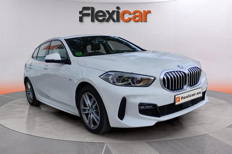 Blanco Usado 2021 BMW 118 Utilitario | 21.790 € (Un poco caro) - Imagen 1/4