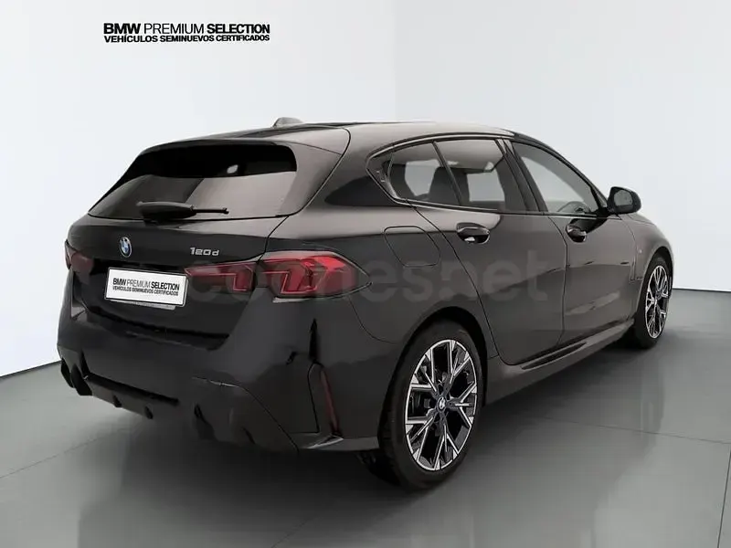 Usado BMW 120 Comfort Edition 163 CV (119 kW) 2024 Negro Berlina
