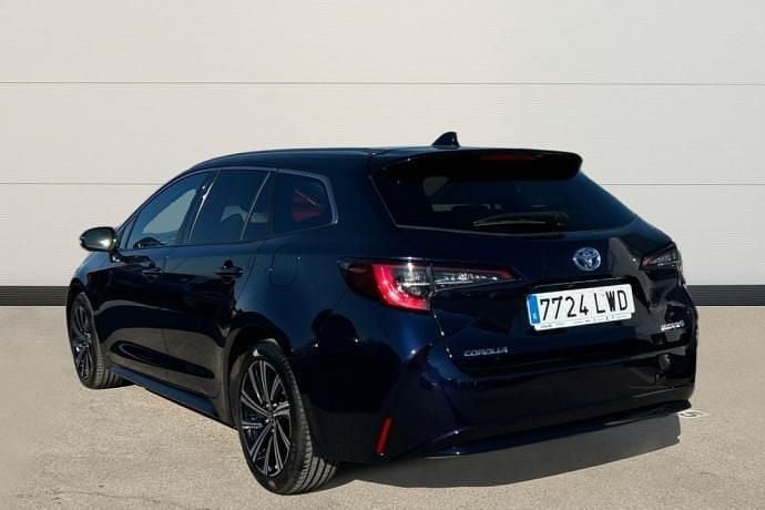 Usado Toyota Corolla Sport 122 CV (89 kW) 2022 Azul Familiar