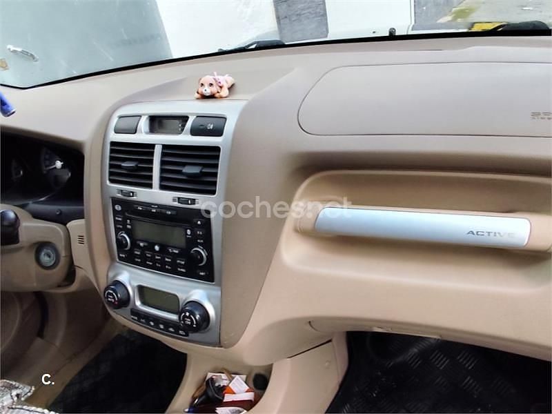 Usado Kia Sportage Active 140 CV (102 kW) 2007 Negro SUV