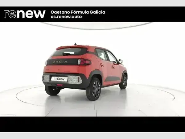 Usado Dacia Spring Extreme 47 kW (65 CV) 2024 Rojo Utilitario
