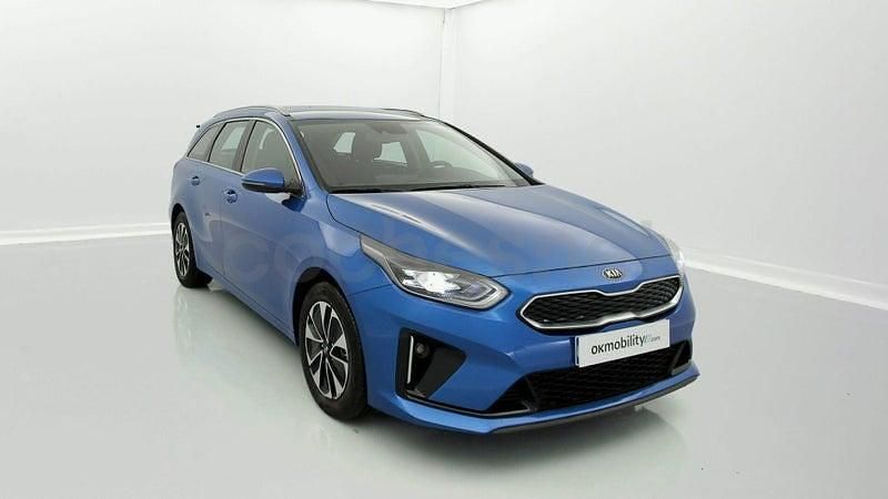 Usado Kia Ceed 141 CV (103 kW) 2021 Azul Utilitario