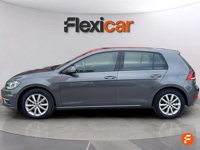 Usado VW Golf VII Advance 115 CV (84 kW) 2018 Gris