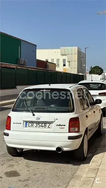 Usado Nissan Micra 55 CV (40 kW) 2000 Blanco Utilitario
