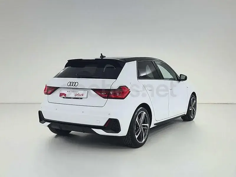 Usado Audi A1 Sportback Black Edition 116 CV (85 kW) 2025 Beige Utilitario