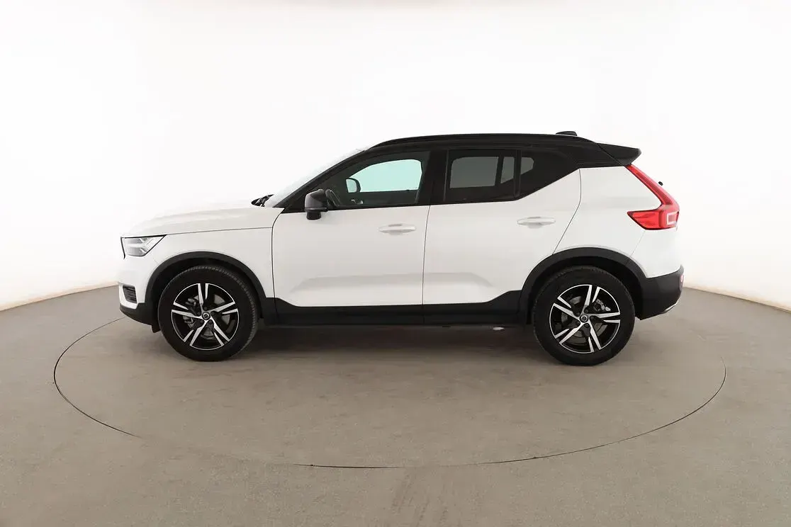 Usado Volvo XC40 R-Design 190 CV (139 kW) 2020 Blanco SUV