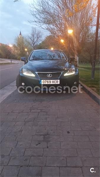 Usado Lexus IS200d 150 CV (110 kW) 2011 Azul Berlina