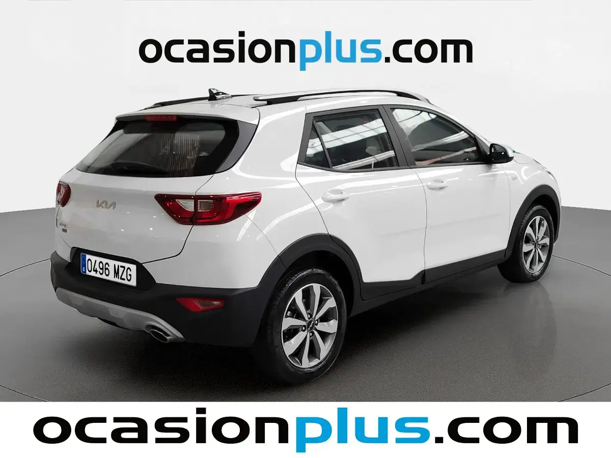 Usado Kia Stonic 101 CV (74 kW) 2025 Blanco SUV