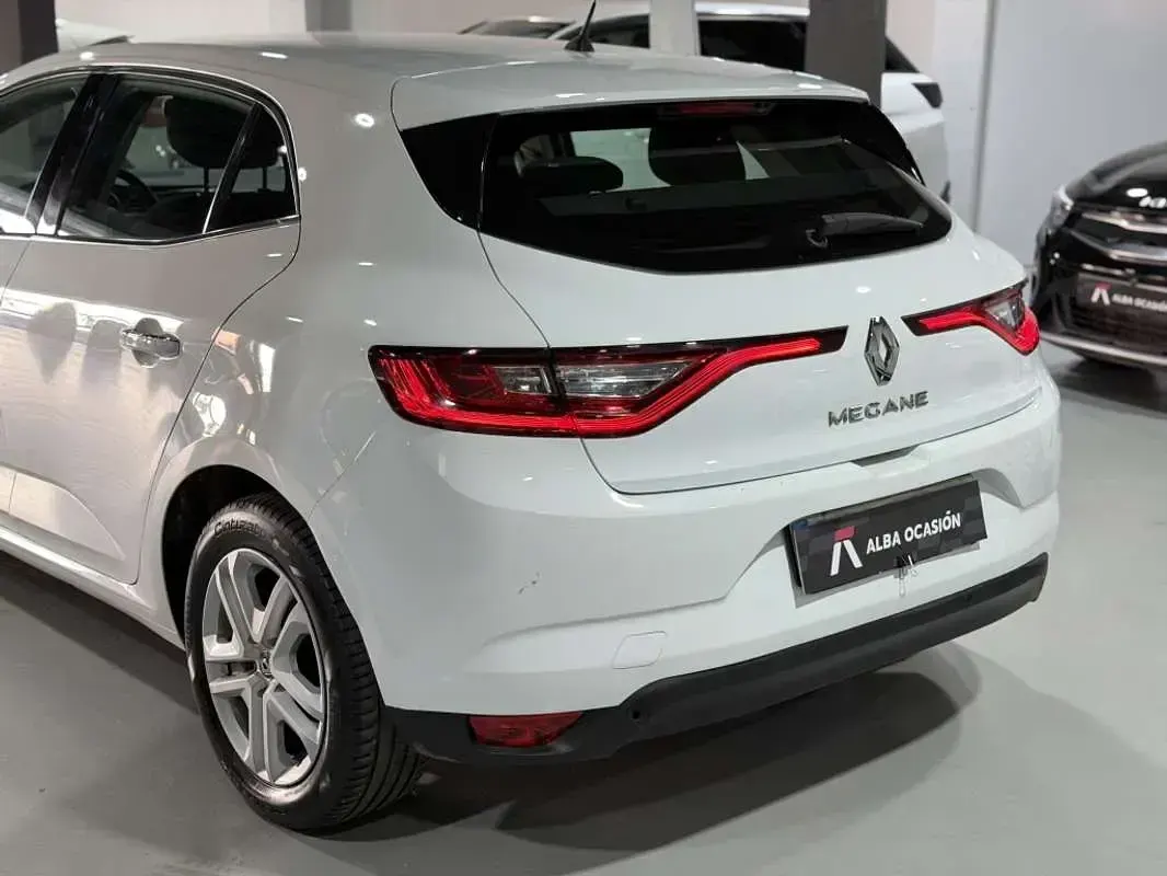 Usado Renault Mégane IV Business 95 CV (69 kW) 2020 Blanco Utilitario