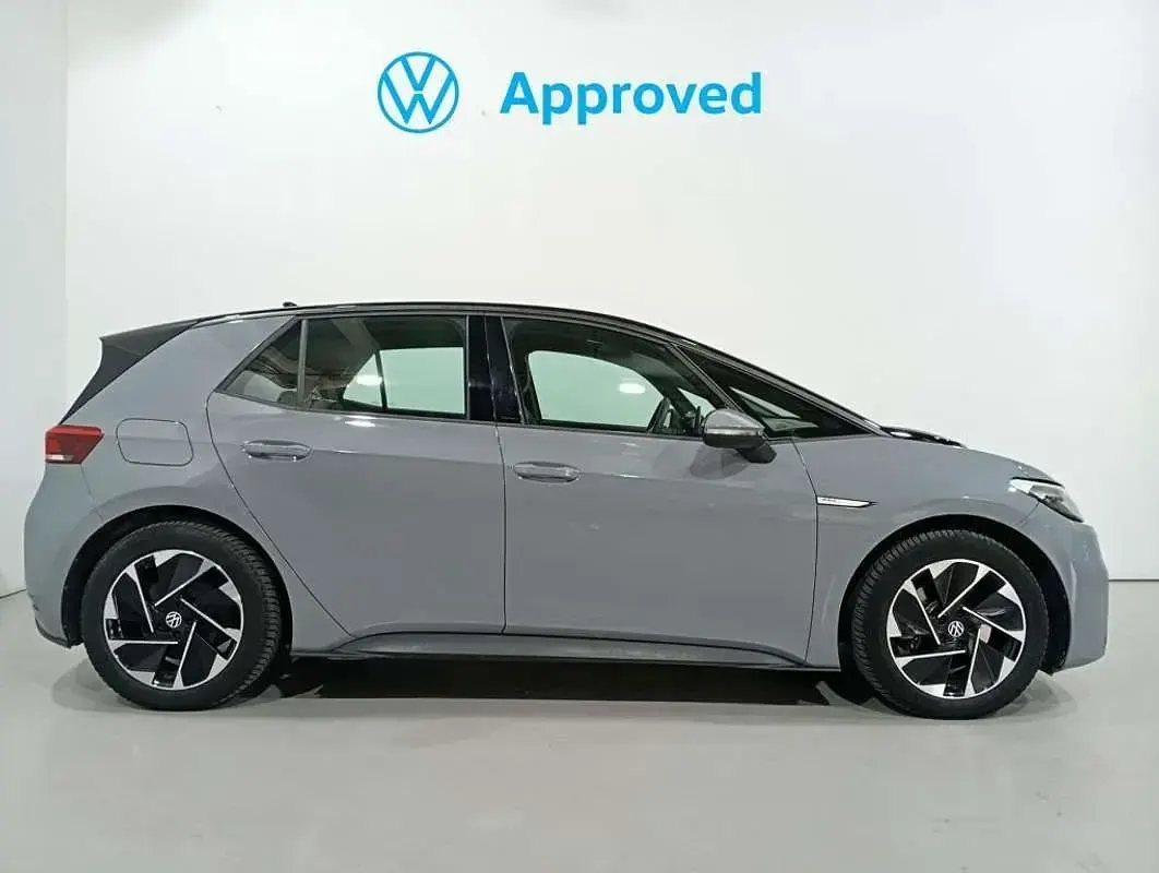 Usado VW ID.3 Pro Performance 150 kW (204 CV) 2021 Gris Utilitario