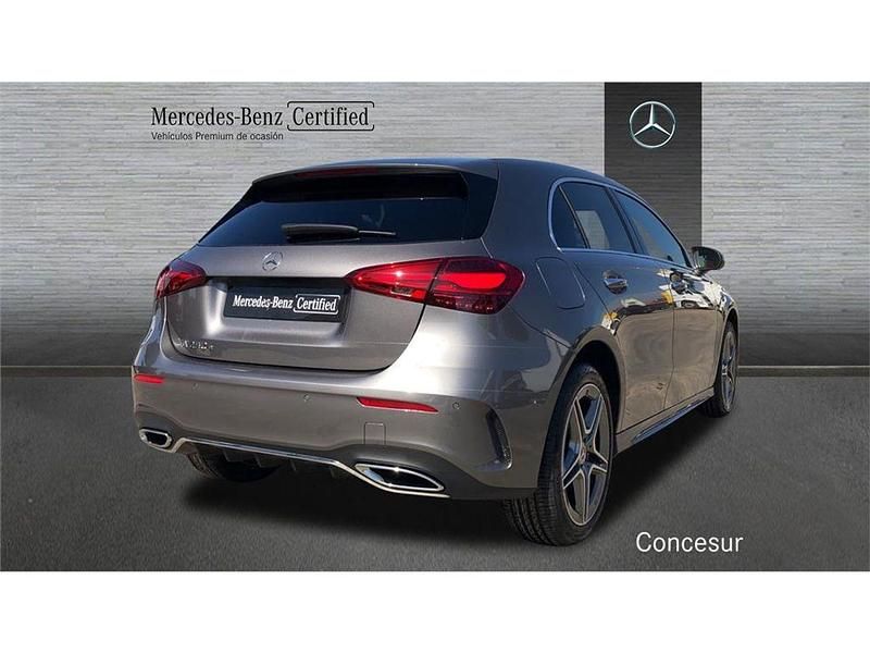 Usado Mercedes A250 218 CV (160 kW) 2024 Gris Berlina