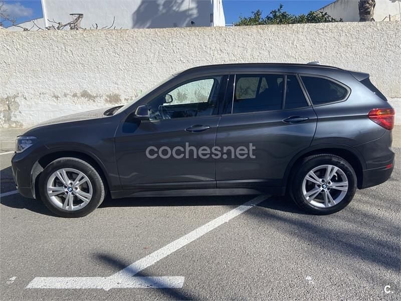 Usado BMW X1 136 CV (100 kW) 2016 Gris / plata SUV