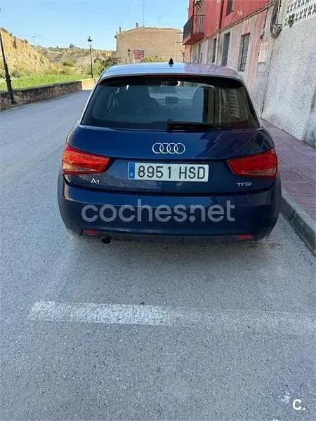 Usado Audi A1 Sportback 86 CV (63 kW) 2013 Azul Utilitario