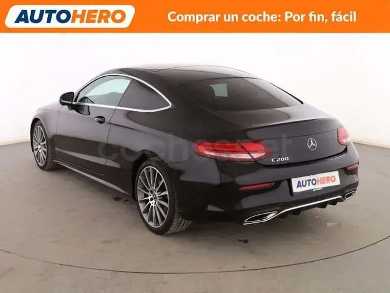 Usado Mercedes C200 AMG line 184 CV (135 kW) 2020 Negro Coupe