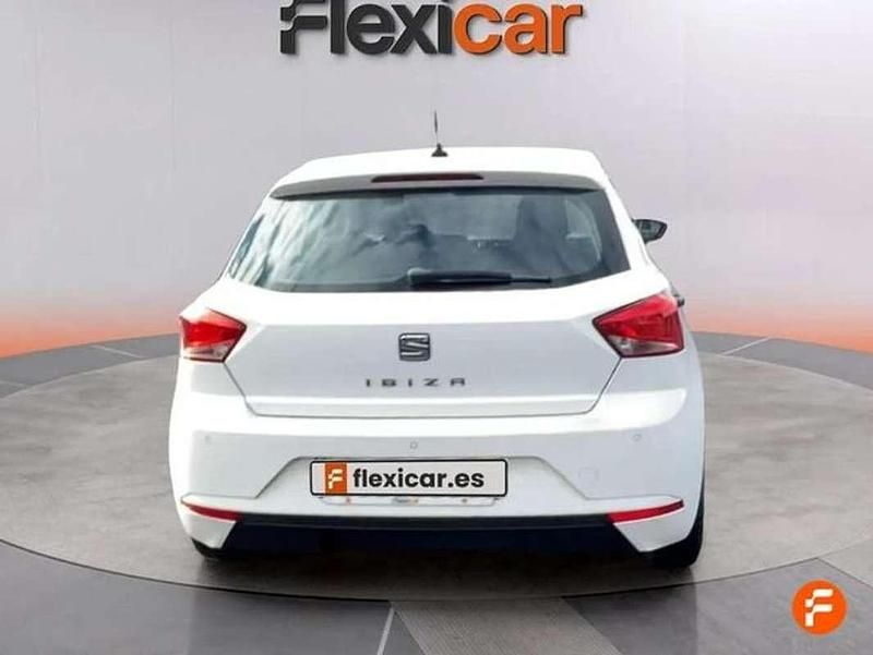 Usado Seat Ibiza Reference 80 CV (58 kW) 2021 Blanco Utilitario