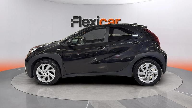 Usado Toyota Aygo X 72 CV (52 kW) 2024 Negro SUV