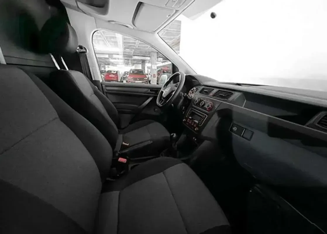Usado VW Caddy 75 CV (55 kW) 2020 Blanco Monovolumen
