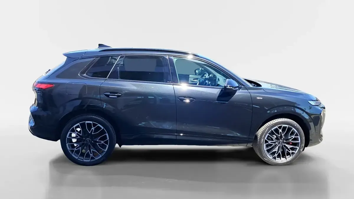 Nuevo Audi Q3 S-Line 150 CV (110 kW) 2026 Negro SUV
