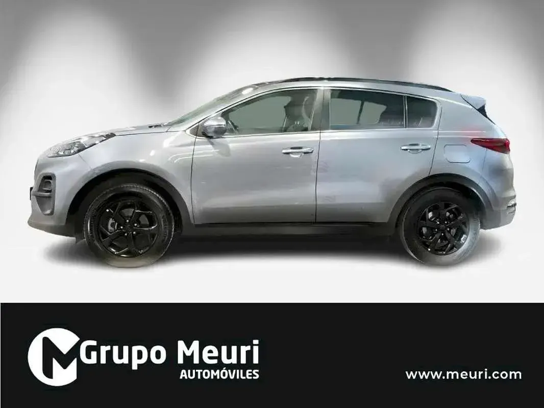 Usado Kia Sportage 136 CV (100 kW) 2022 Plateado SUV
