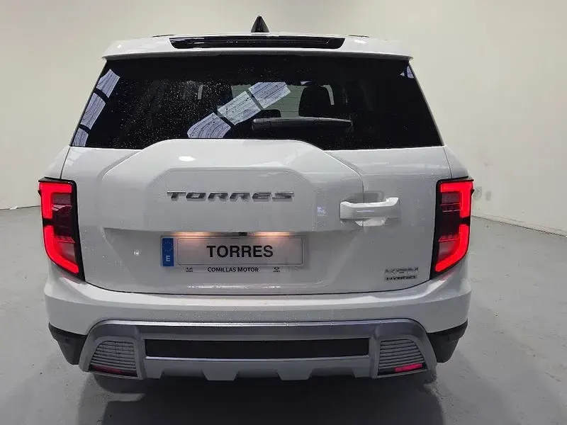 Usado KGM Torres 204 CV (150 kW) 2025 Blanco SUV