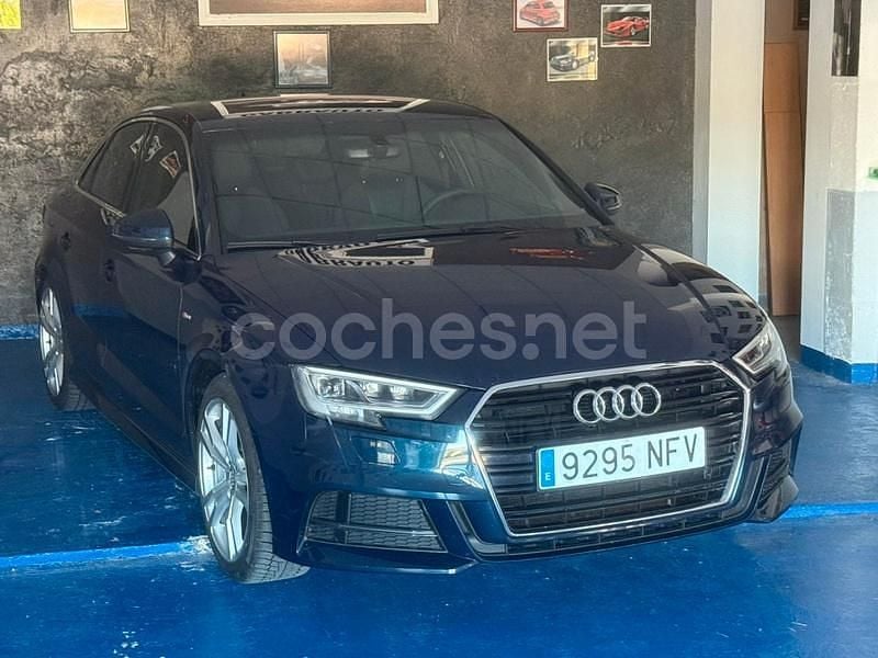 Usado Audi A3 S-Line 150 CV (110 kW) 2019 Azul Berlina