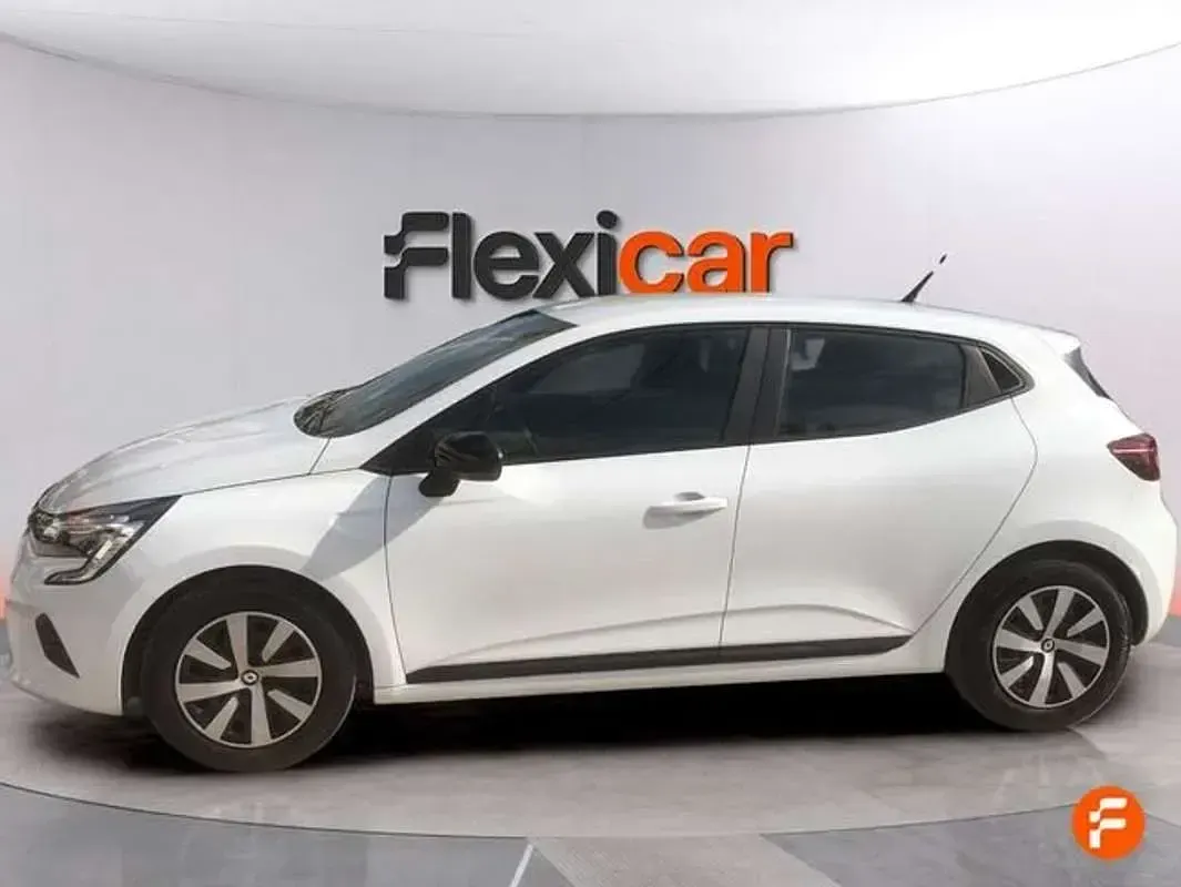 Usado Renault Clio Evolution 101 CV (74 kW) 2023 Blanco Utilitario