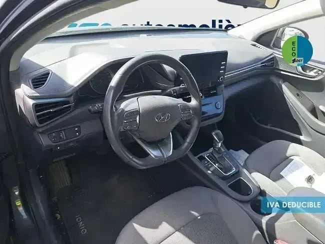 Usado Hyundai Ioniq 141 CV (103 kW) 2021 Gris / plata Utilitario