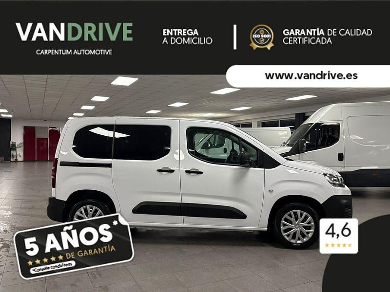 Usado Citroën Berlingo Live 100 CV (73 kW) 2019 Blanco Monovolumen