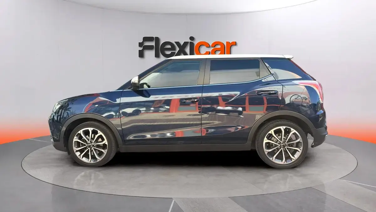 Usado SsangYong Tivoli Limited 128 CV (94 kW) 2018 Azul SUV