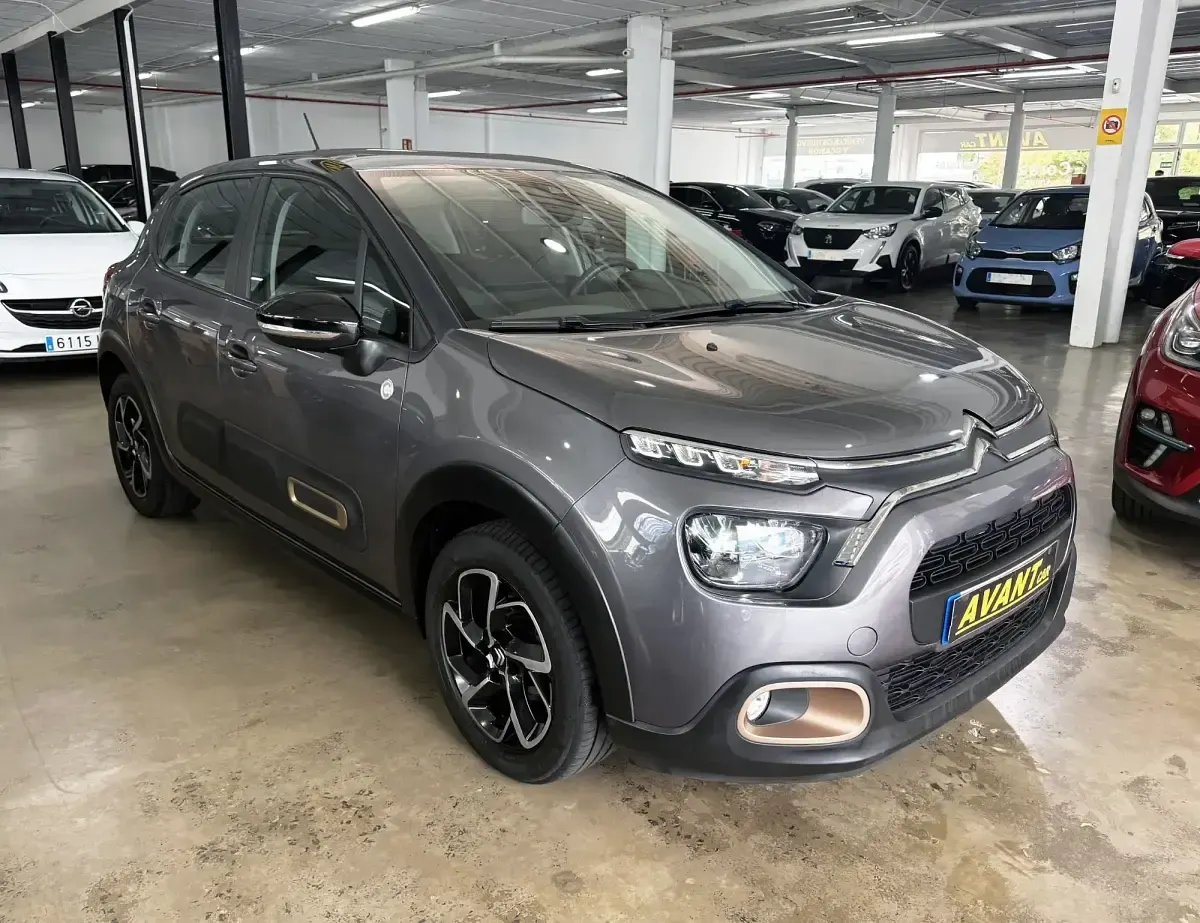 Usado Citroën C3 PureTech 83 CV (61 kW) 2023 Gris Utilitario