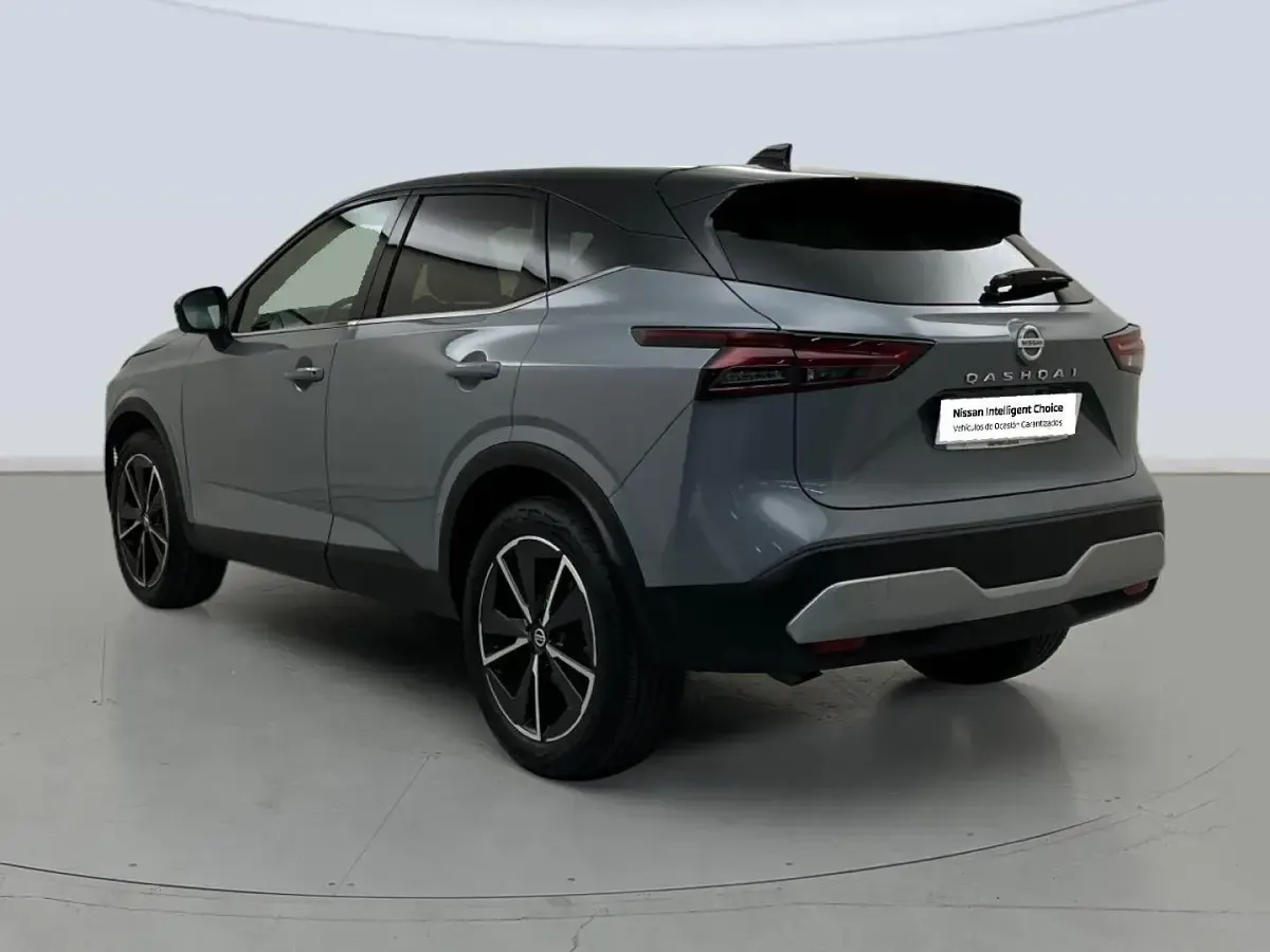 Usado Nissan Qashqai Tekna 158 CV (116 kW) 2022 Gris SUV