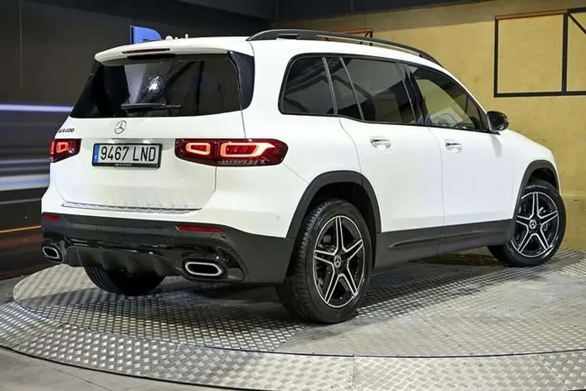 Usado Mercedes GLB200 165 CV (121 kW) 2021 Blanco SUV