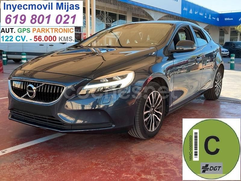 Azul Usado 2018 Volvo V40 Momentum Berlina | 16.900 € (Precio justo) - Imagen 1/4