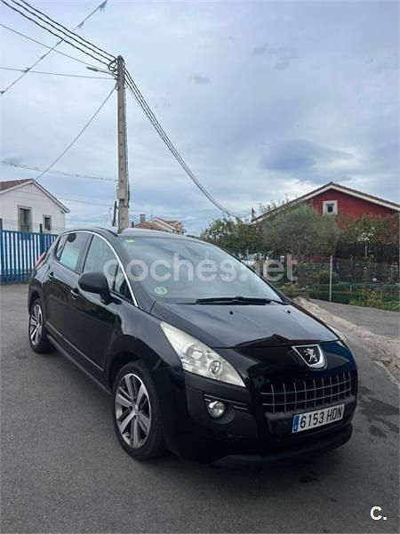 Usado Peugeot 3008 Premium 112 CV (82 kW) 2011 Negro Berlina